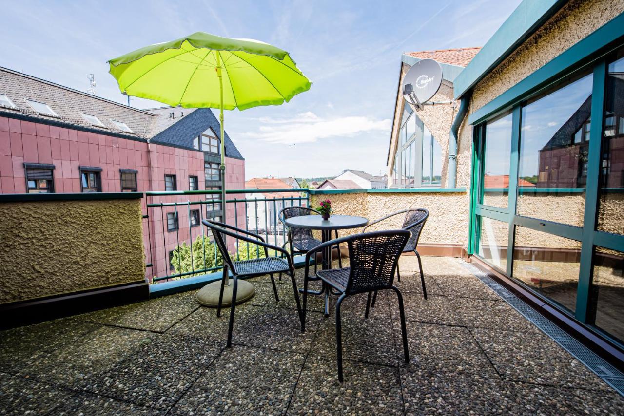 Industrie Stil Apartment Unweit Vom See Losheim Exteriör bild